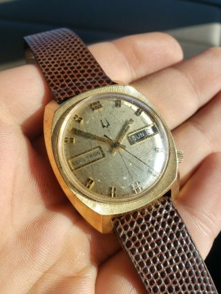 Rare Vintage Bulova Accutron Gold Electroplate N6 Day Date