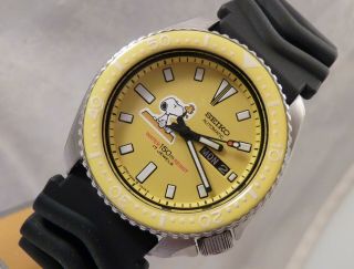 Seiko Yellow Ceramic Snoopy Woodstock Automatic Day Date Diver Watch Custom 6309