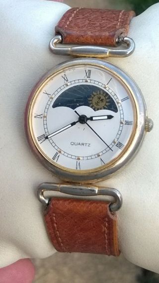 Mens Vintage Moon Phase Quartz Watch