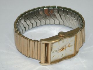Elgin Men’s 19 Jewel Vintage Mechanical Wristwatch.  47t