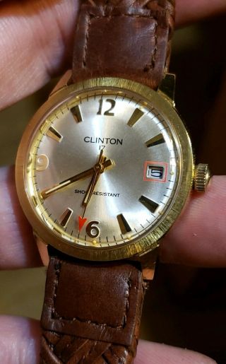 Vintage Clinton 17 Jewel Mechanical Watch In Keeps Time.