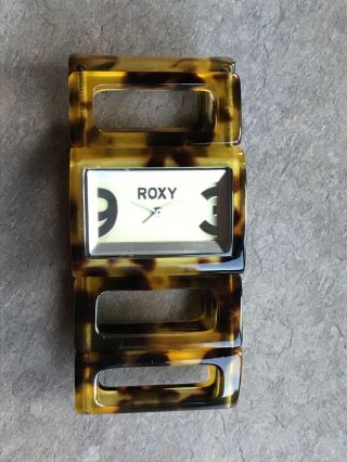 Roxy Quiksilver Finnie Womens Watch W163bp In W/ Gold Color Dial