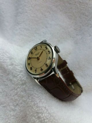 vintage Smiths Empire 5 jewel Made In Great Britain Watch. 8