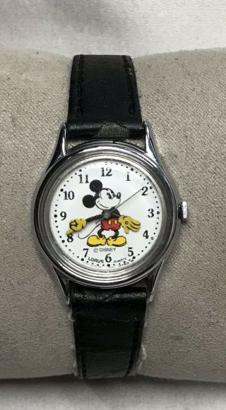 Vintage Lorus Seiko Disney Mickey Mouse Quartz Watch