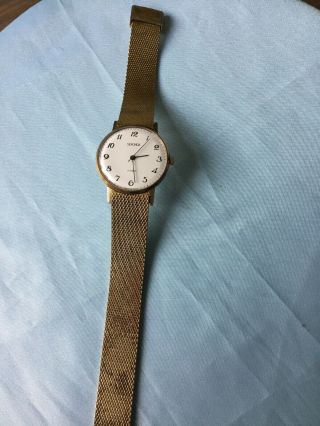 Men’s Vintage Gold Colour Sekonda Wind Up Wrist Watch - 23 Jewels