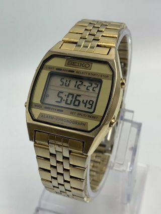 Vintage Seiko Gold Men’s Digital LCD A904 - 5199 Alarm Chronograph Watch LC 3