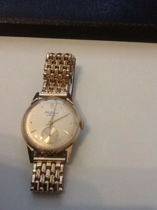 mens 1955 9ct gold J.  W Benson wrist watch,  in. 6