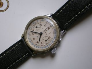 Le Saleve Chronograph - Movement Valjoux Cal 22 - Wristwatch 37 Mm