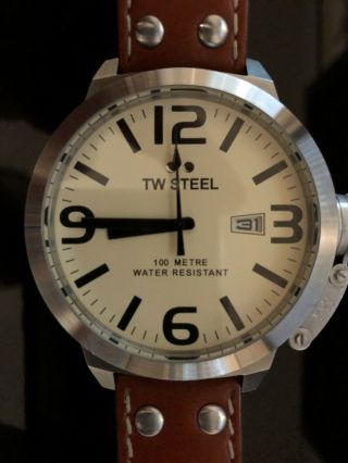 TW Steel Men ' s Canteen 50mm (large) Stainless Steel Off - White Dial Leather Watch 2