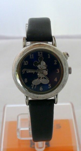 Vintage Walt Disney Mickey Mouse Musical Watch Battery Leather Band