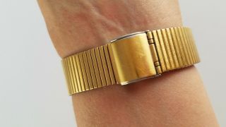 Vintage Seiko Men ' s Analog Bracelet Watch Quartz Gold Tone Stainless Steel 8