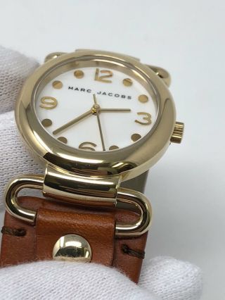 Marc Jacobs Molly White Dial Gold Tone Brown Leather Women ' s Watch MBM8521 SD 4