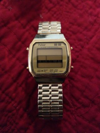 Vintage Mens Pulsar (w040 - 5000) Alarm Chronograph Digital Watch Gold
