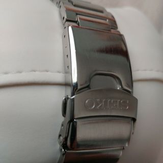 Seiko SSC275 Prospex Sky Solar Chronograph Stainless Steel Men ' s Watch,  2 straps 10