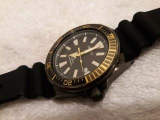 Seiko Men ' s Prospex Black & Gold Samurai Rubber Strap 200meter Automatic Watch 2