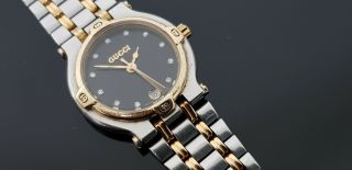 Gucci 9000l Ladies Two Tone Bracelet Watch With Diamond Dial In Gucci Box.