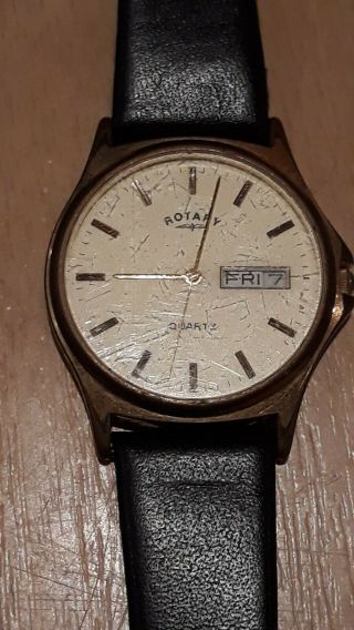 A Vintage Mens Rotary Quartz Gold Tone Watch.  Strap
