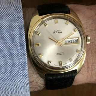 Vintage 1975 Avia Automatic Mens Day Date 25 Jewel Watch,  In Full Order