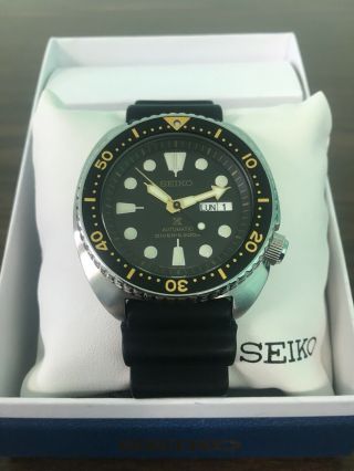 Seiko Day - Date Srp775 Wrist Watch For Men