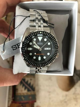 Seiko Skx007 Automatic Black Dial Stainless Steel 200m Diver Watch Mod