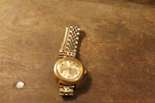 Timex Water Resistsnat Wrist Watch Gold Tone Wind Up