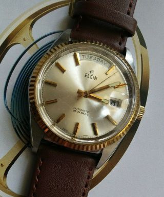 Vintage Rare Elgin 25 Jewels Automatic Day Date Swiss Made Mens Wrist Watch