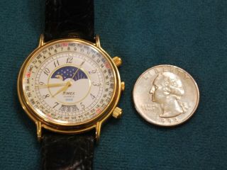 Rare TIMEX Gold Tone Moon Phase Men ' s Perpetual Calendar Watch w/Date 9
