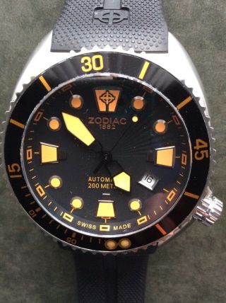 Zodiac Swiss Made Oceanaire Zo80012 Automatic Dive Watch Black Dial 45mm -