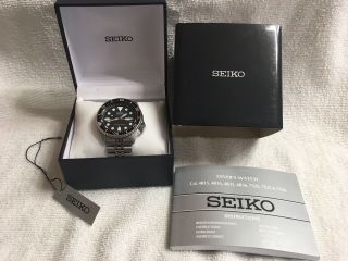 Seiko Skx007k2 Brushed Stainless Steel Wrist Watch For Men