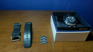 Seiko SKX007 Brushed Stainless Steel Automatic Wrist Watch for Men 4