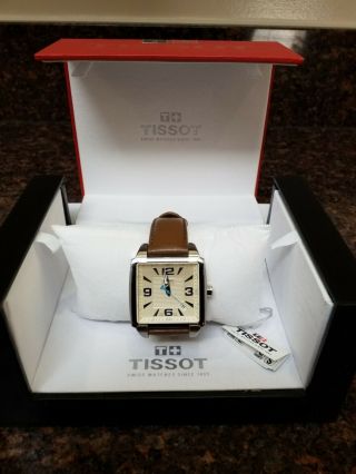 Tissot Quadrato Stainless Steel Mens Square Watch T005.  510a Leather
