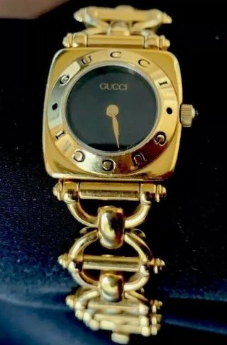 Gucci 6400l Gold Plated Black Dial Ladies Quartz Horsebit Bracelet Watch