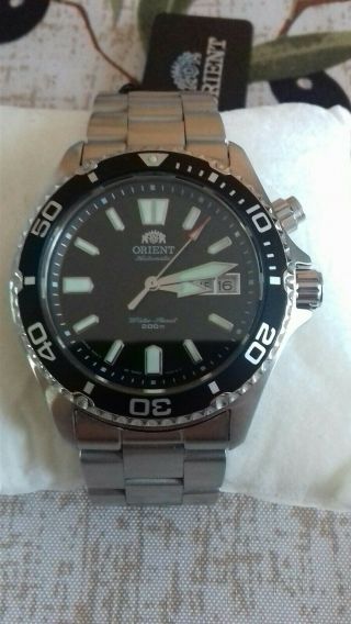 Orient Mako USA Sapphire Crystal.  Day/Date.  200m.  Diving Watch - 21J Auto 2
