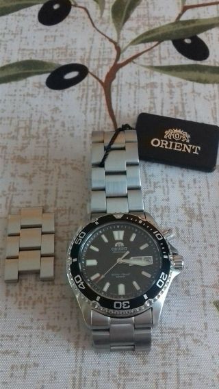 Orient Mako USA Sapphire Crystal.  Day/Date.  200m.  Diving Watch - 21J Auto 7