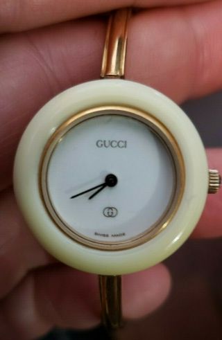 Gucci Change Bezel Ladies Watch Quartz Battery 1100 - L Vintage