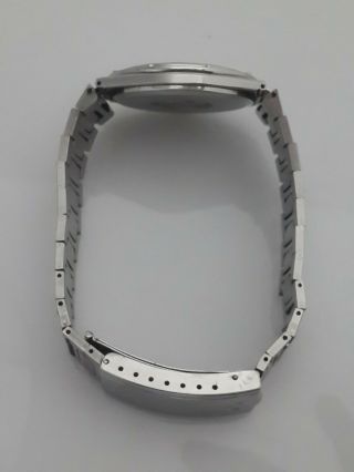 vintage omega constellation quartz 396.  0879 marine watch 8