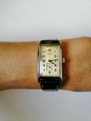 Vintage Huma 54 Mechanical Hand Winding Swiss Made Unisex Wristwatch