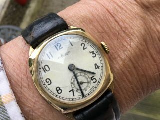 Vintage Mans 9ct Gold Thomas Russell Wristwatch
