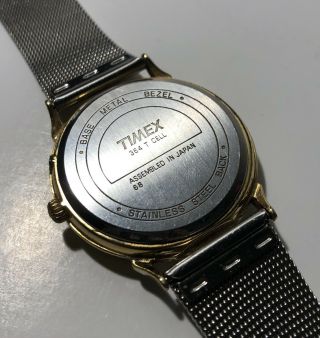 Collectible Timex Moon Phase Perpetual Calendar Watch Vintage Date Gold Tone. 4