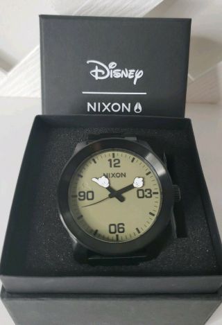 Nixon Corporal Disney Mickey Mouse Hands Breclet Watch 48mm Grey Tone Face