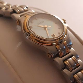 Gucci St.  Steel Two - tone 33mm Swiss Quartz Watch 9040L diamond numerals MOP 4