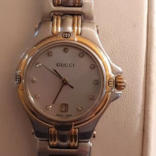 Gucci St.  Steel Two - tone 33mm Swiss Quartz Watch 9040L diamond numerals MOP 5