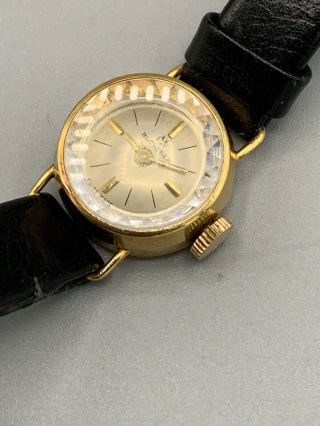 Vintage Bucherer 18k Yellow Gold Ladies 17 Jewel Swiss Mare Wristwatch