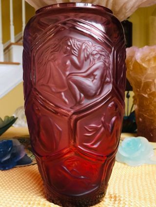 Lalique Cranberry Crystal Reclining Nudes Hesperides Vase 9.  3” Tall Perfection 3