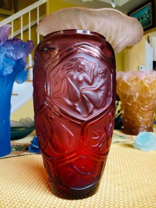 Lalique Cranberry Crystal Reclining Nudes Hesperides Vase 9.  3” Tall Perfection 7