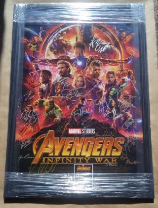 Rare Avengers Infinity War Cast Signed Autographed Poster Frame Endgame