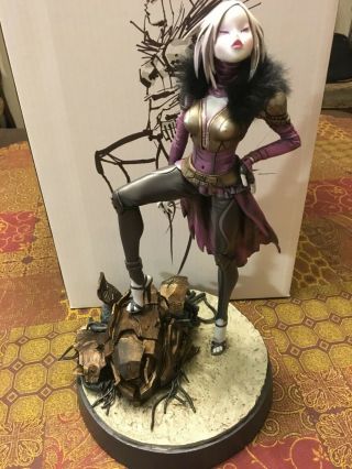 Bungie: Destiny Queen Mara Sov Statue,  Employee Only,  1 Of 300,  Extremely Rare