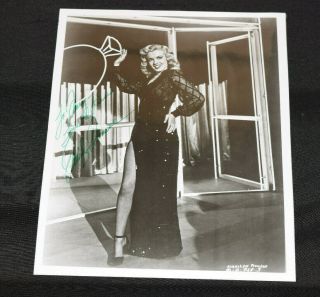 Marilyn Monroe Signed Autographed Vintage 8x10 Black & White Photograph