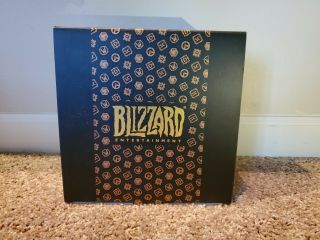 2018 Blizzard Employee Holiday Gift Floating Spinning Statue