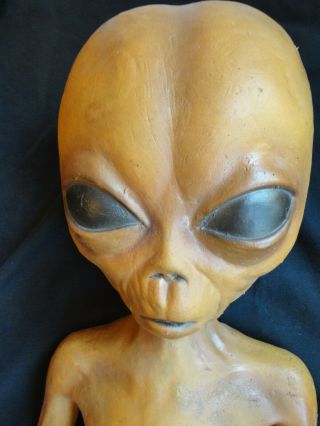 VERY RARE HTF X - Files Alien Prop - Area 51,  UFO,  Roswell - 2